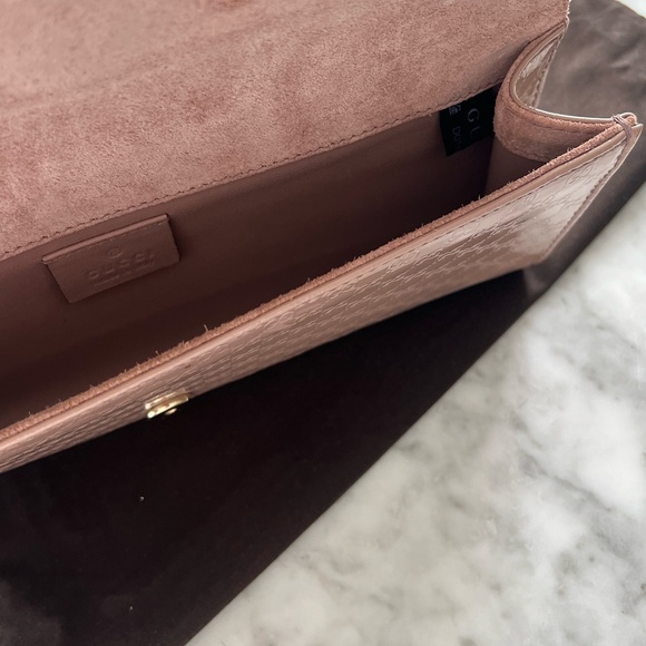 Authentic GUCCI clutch - Picture 3 of 6